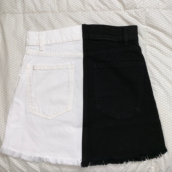 Jean skirt - Picture 2 of 2